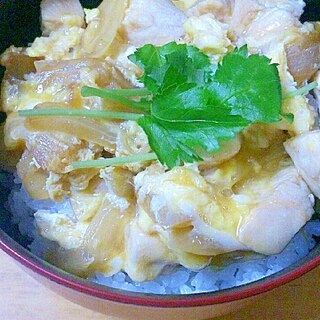 フライパンひとつで簡単♪親子丼